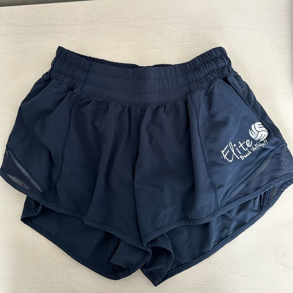 Lululemon Navy Hotty Hot Low-Rise Lined Short 2.5"
